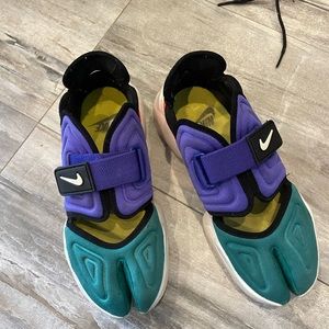 Nike Aqua Rift Indigo Burst